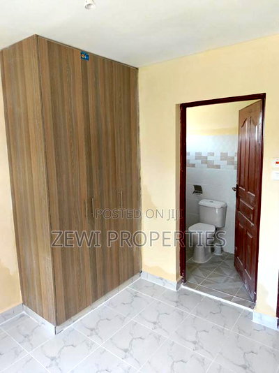 3bdrm Bungalow in Matasia for sale - Image 9