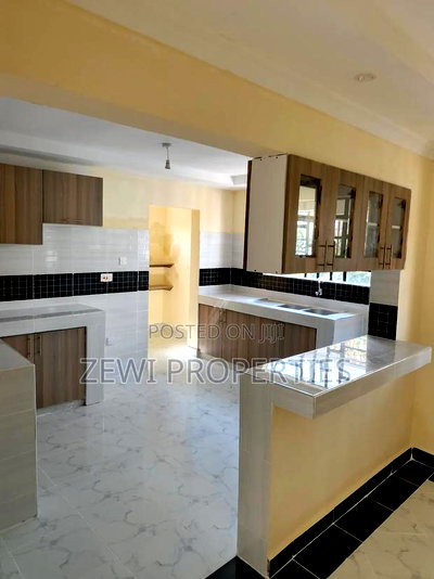 3bdrm Bungalow in Matasia for sale - Image 4