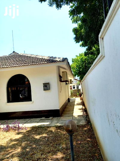 For Sale 2 Bedrooms Bungalow Nyali - Image 6