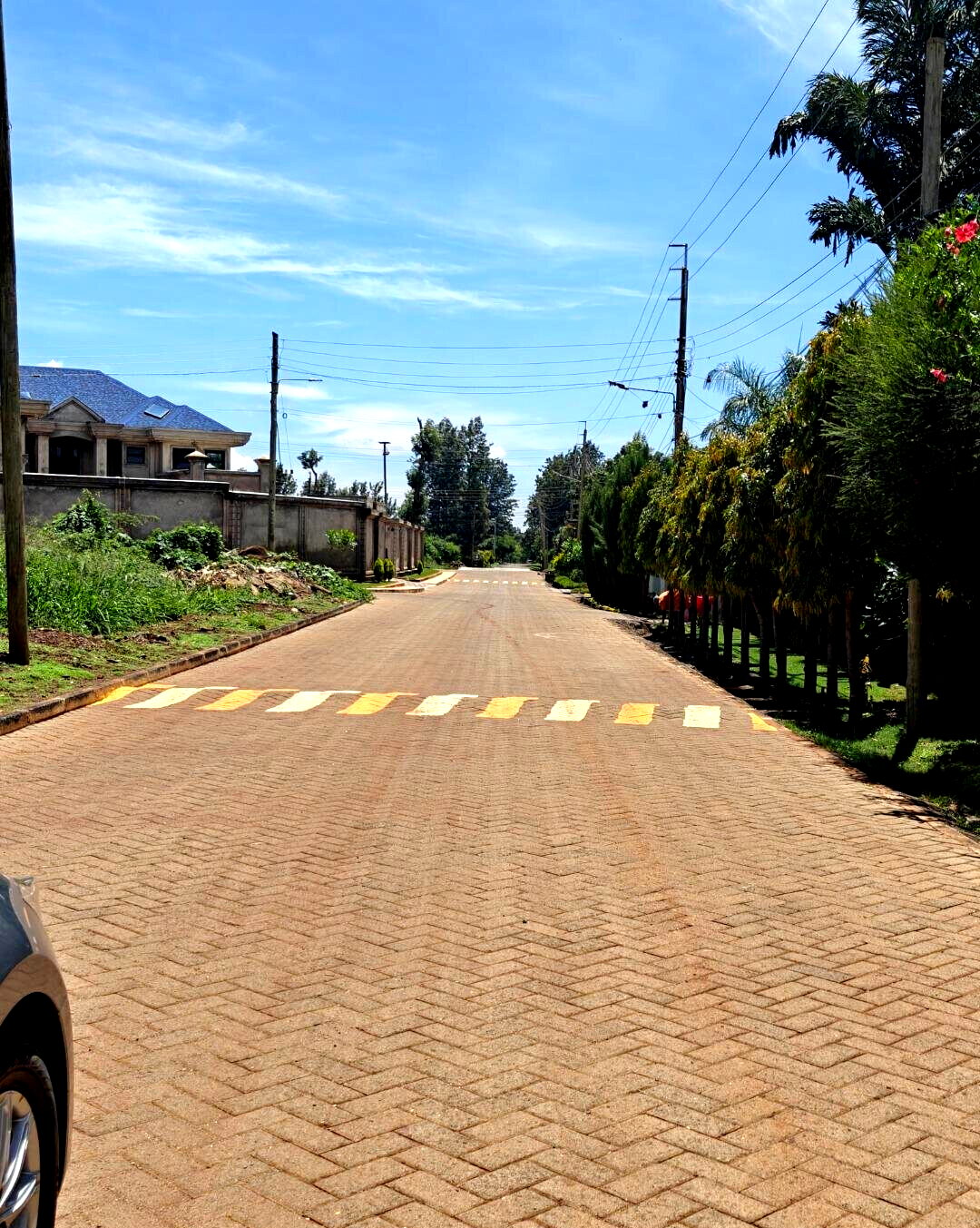 Half Acre Garden Plot with Parking at KSh 45M