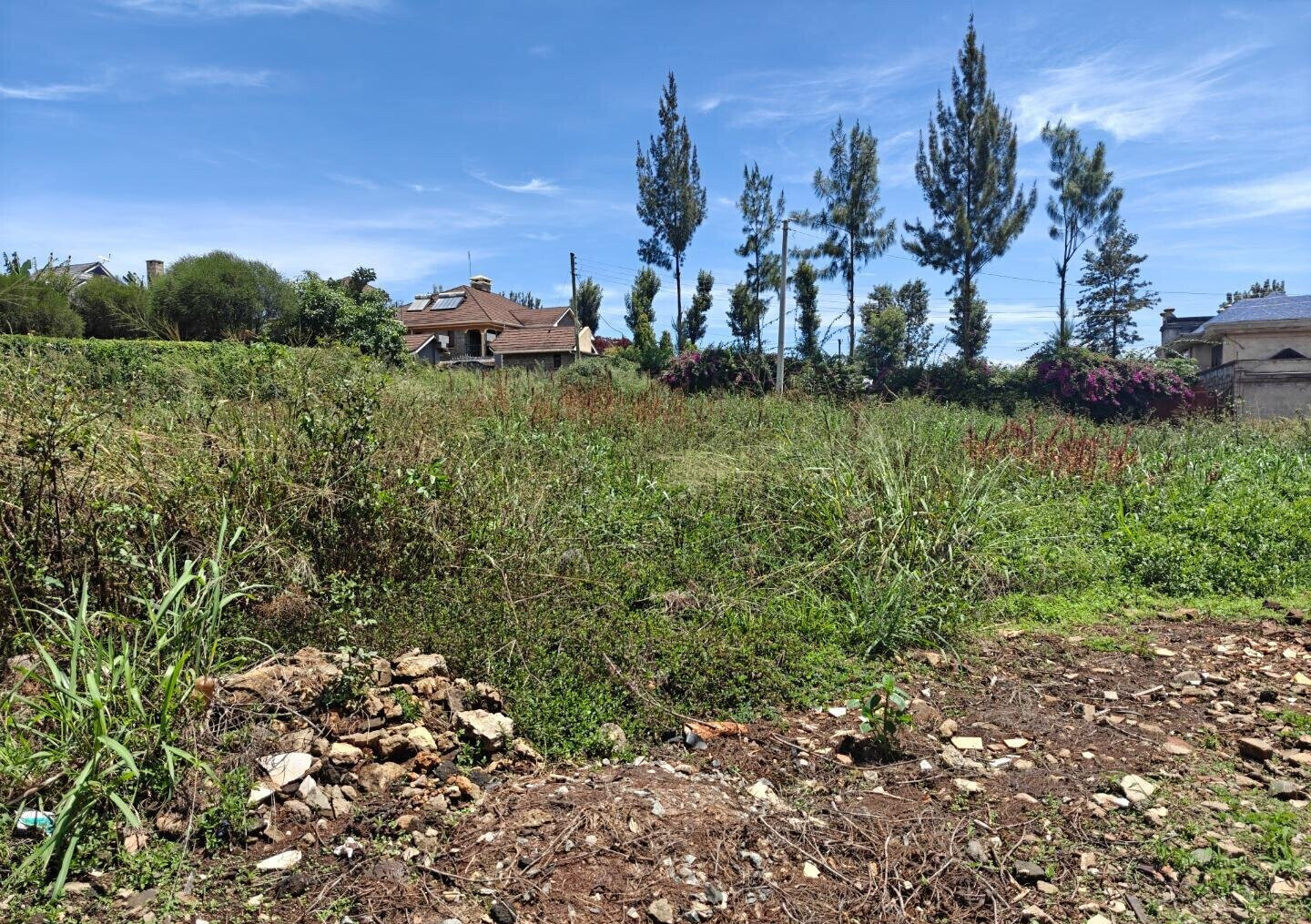 Half Acre Garden Plot with Parking at KSh 45M