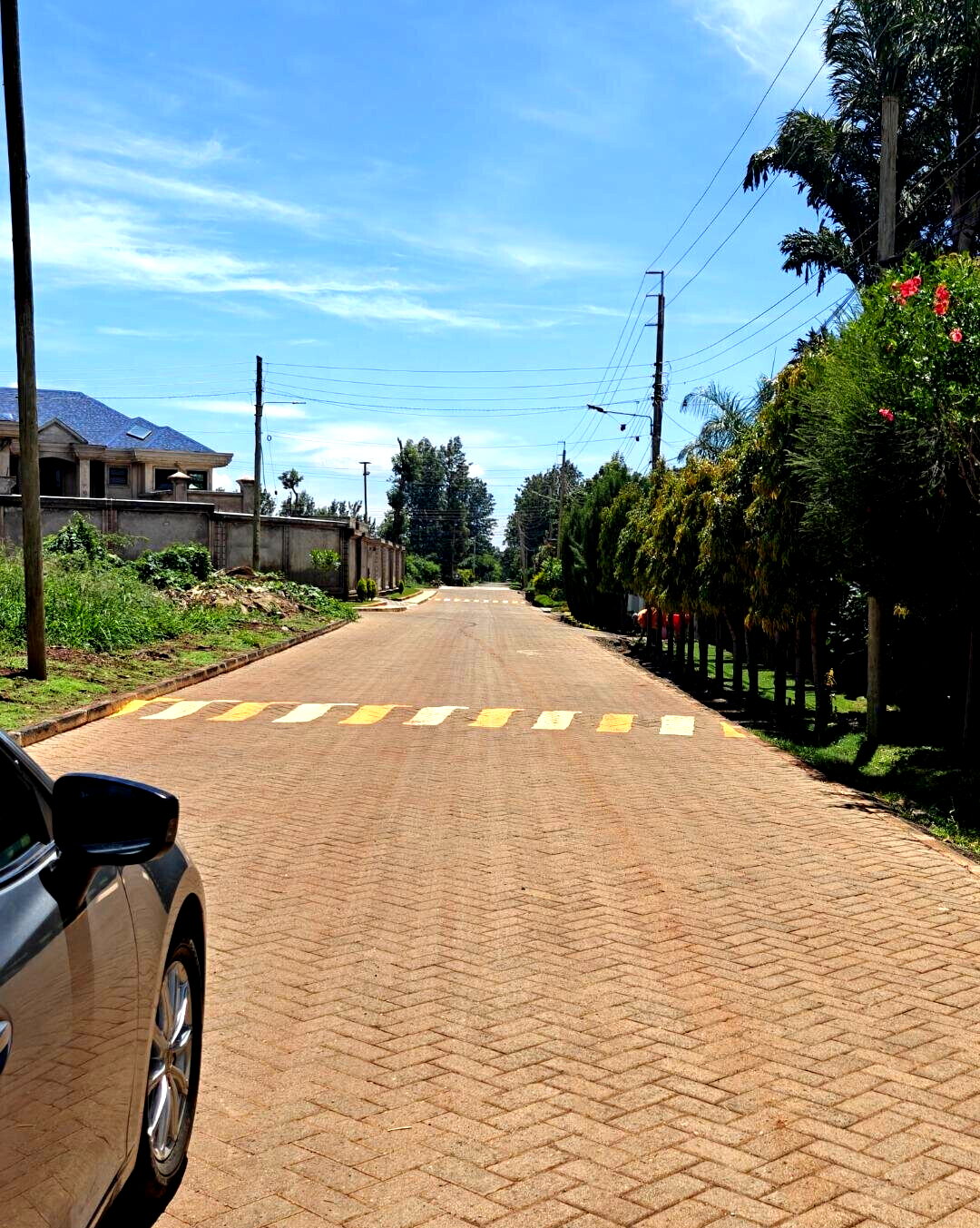 Half Acre Garden Plot with Parking at KSh 45M