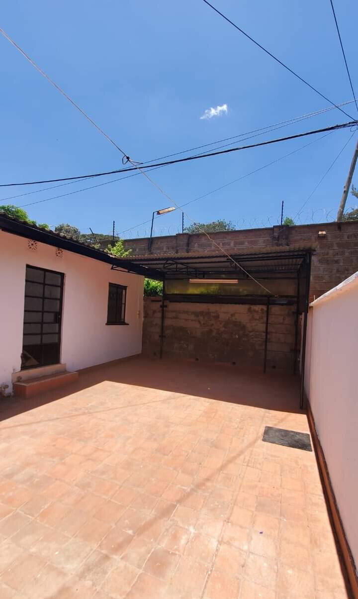 4BR Townhouse with DSQ in 15-Unit Gated Estate - Kileleshwa