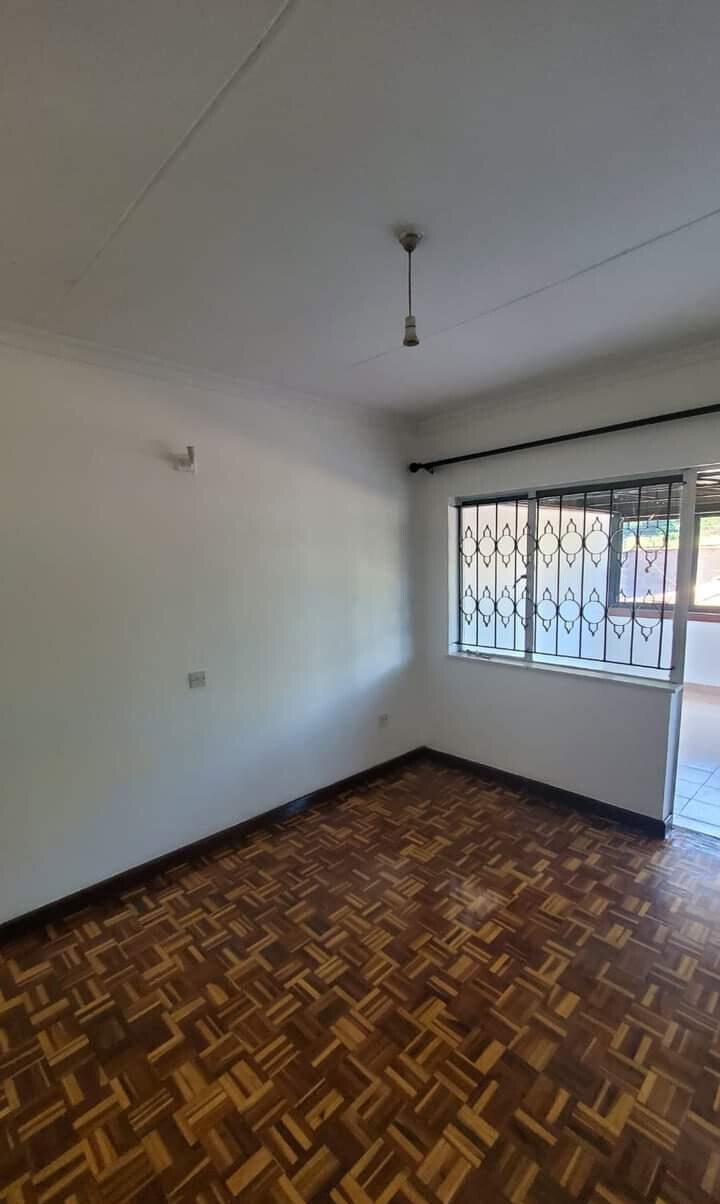 4BR Townhouse with DSQ in 15-Unit Gated Estate - Kileleshwa