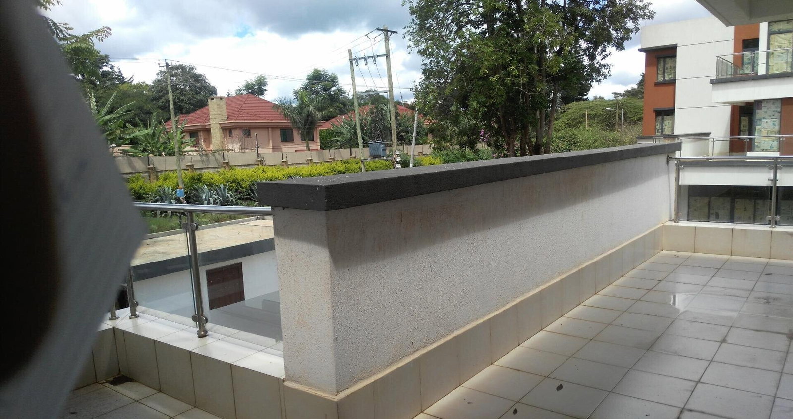 5-Ensuite Townhouse with Fireplace & Guest SQ - Lavington