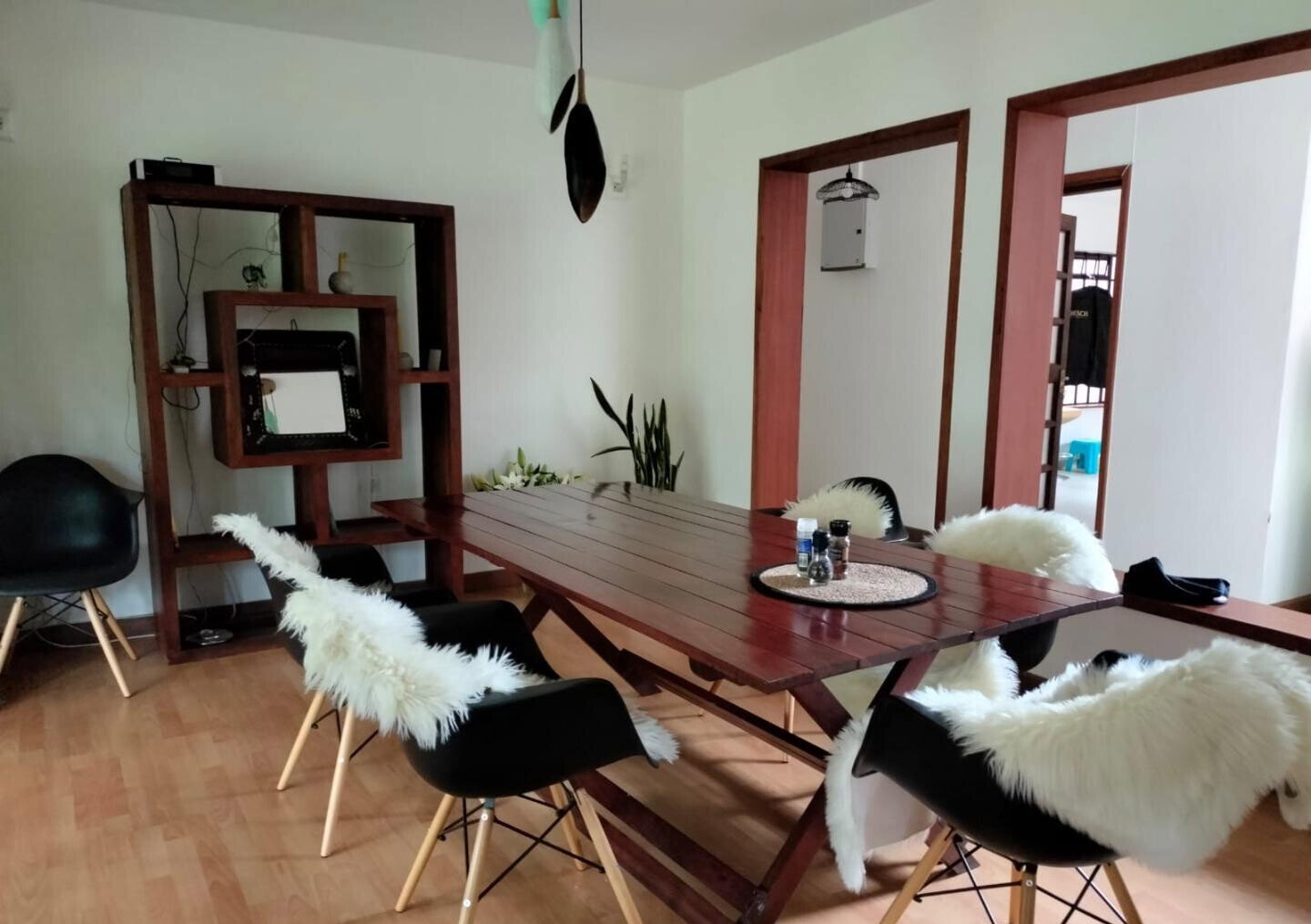 5BR Townhouse with Big Garden & DSQ - Runda