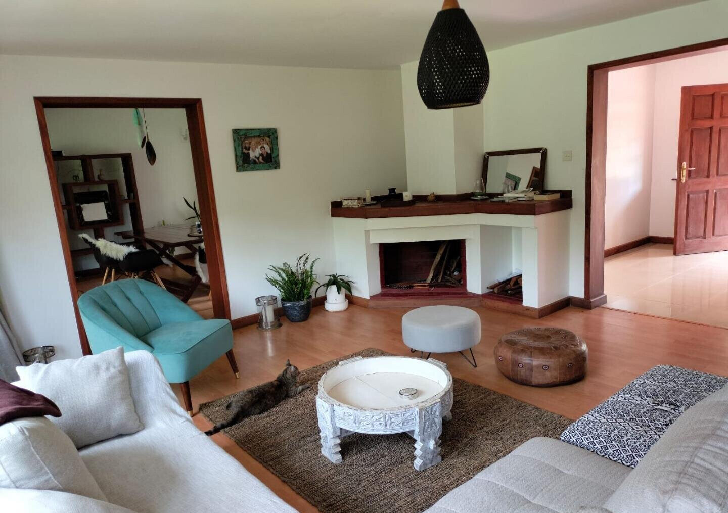 5BR Townhouse with Big Garden & DSQ - Runda