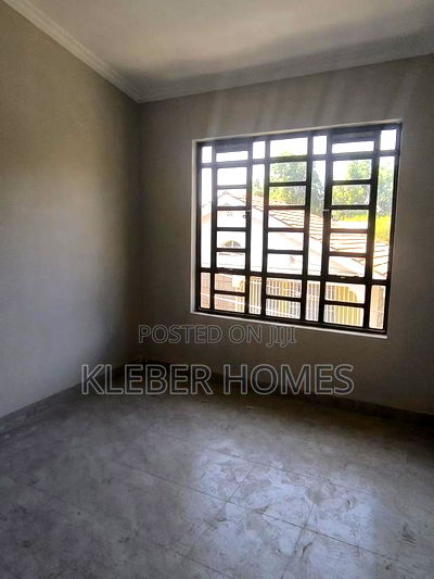 3bdrm Maisonette in Ondiri Kikuyu for sale - Image 13