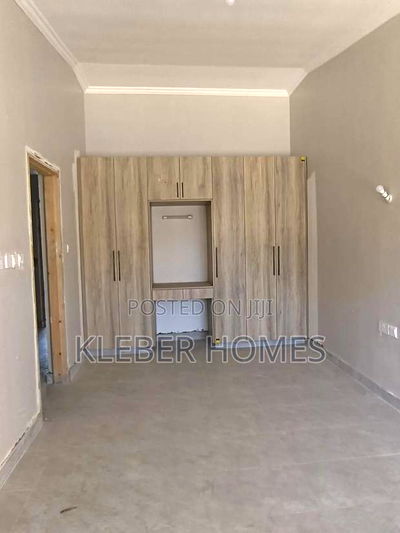 3bdrm Maisonette in Ondiri Kikuyu for sale - Image 9