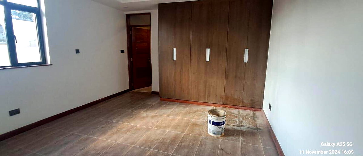 5-Ensuite Townhouse with Lift & Full Power Backup - Kyuna, Loresho