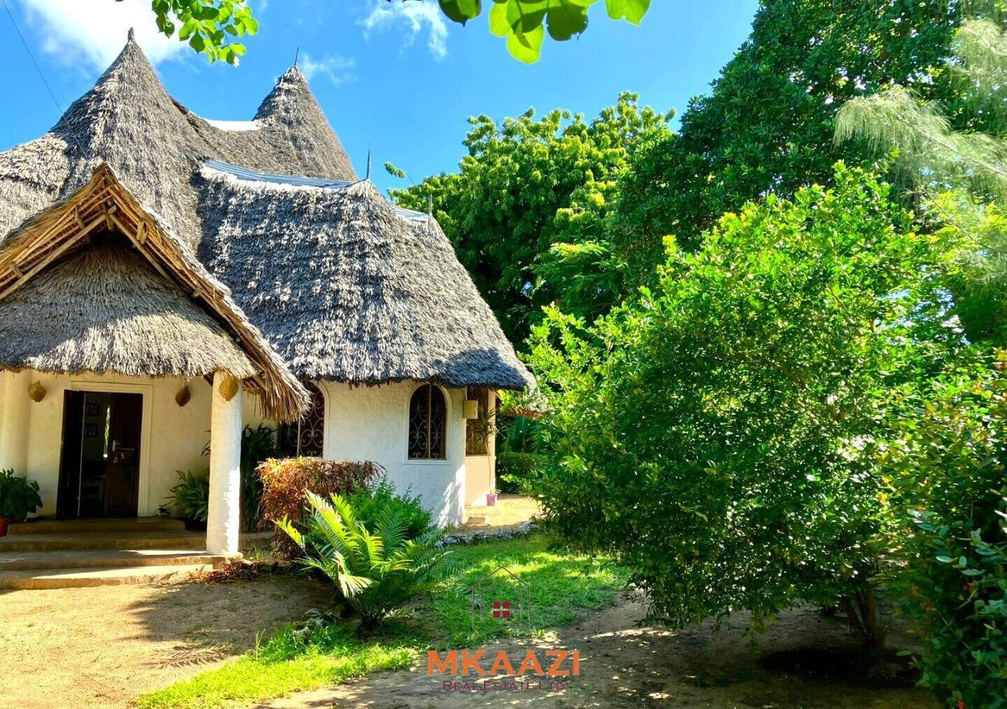 3BR Garden Home with Parking