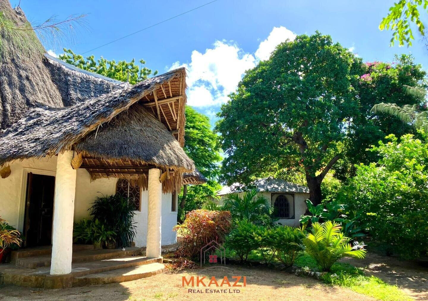 3BR Garden Home with Parking