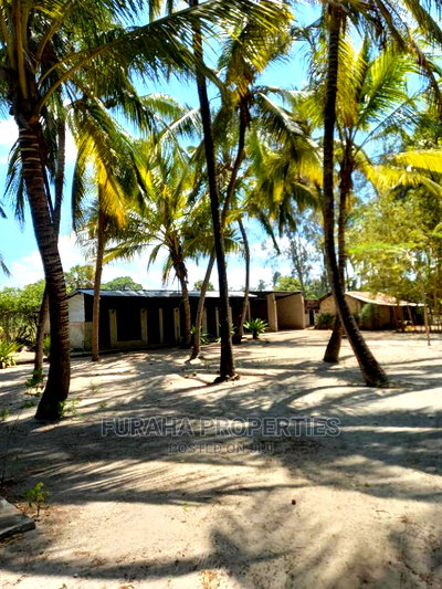 3 Bedrooms Bungalow for Sale - Image 6