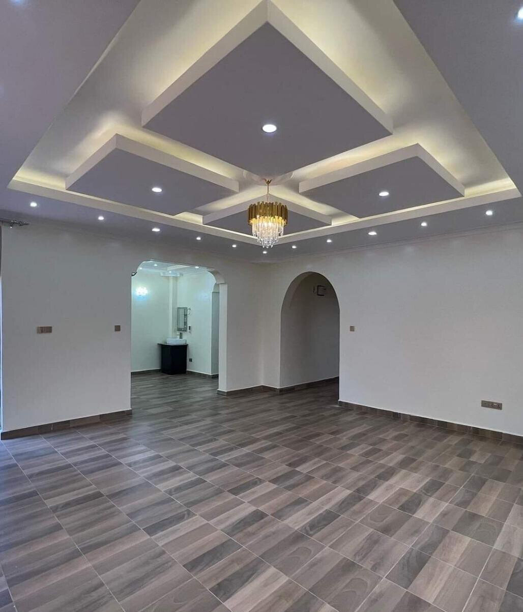 5BR All-Ensuite Mansion with Staff Quarters - Membley Estate