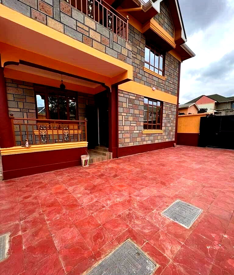5BR All-Ensuite Mansion with Staff Quarters - Membley Estate