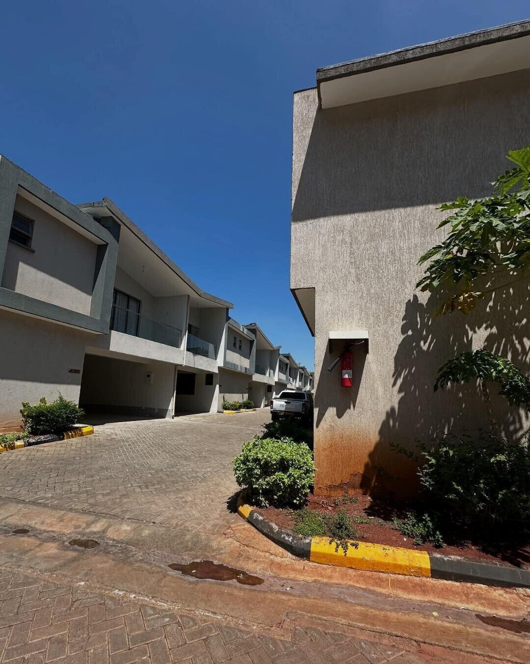 4 En-Suite Townhouse with DSQ & Backyard Garden - Syokimau