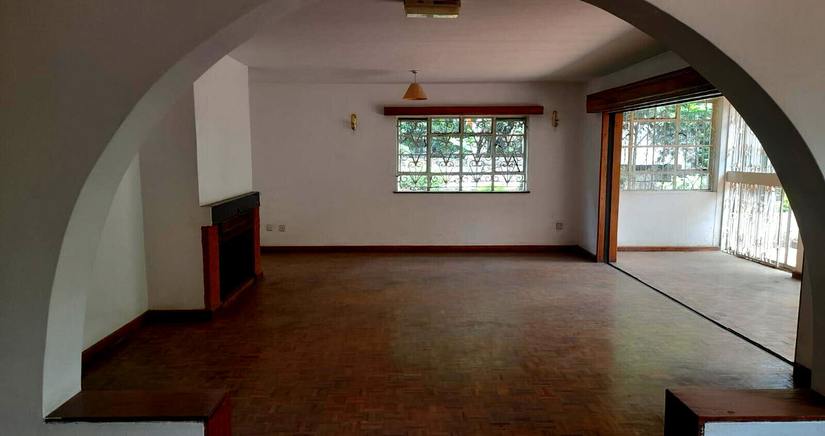 Half Acre 5BR Mansion with Garden