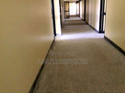 Banking Hall, Hospital Supermarket Space to Let - Image 3