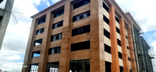 Banking Hall, Hospital Supermarket Space to Let