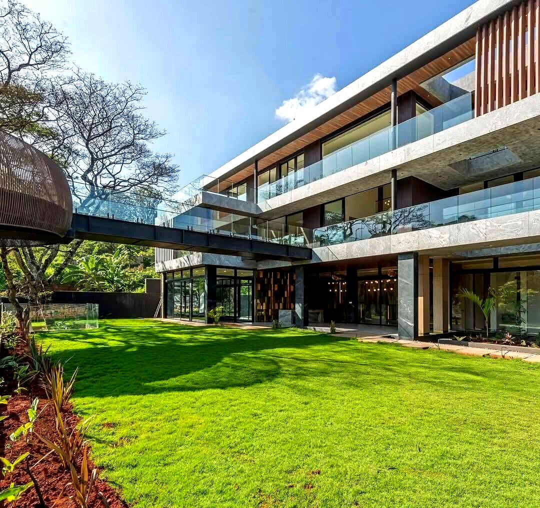 The Nest: 5 En-Suite Ultra-Luxury Villa with Heated Indoor Pool - Kitisuru