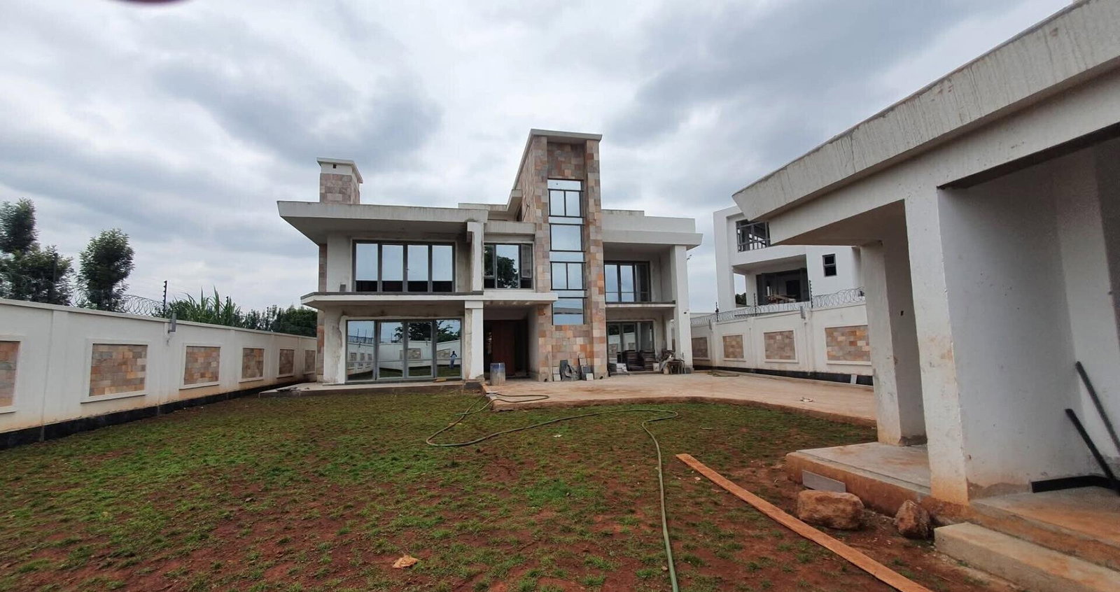Brand-New 5BR All-Ensuite Villa on Quarter Acre - Runda