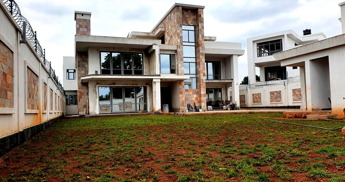 Brand-New 5BR All-Ensuite Villa on Quarter Acre - Runda