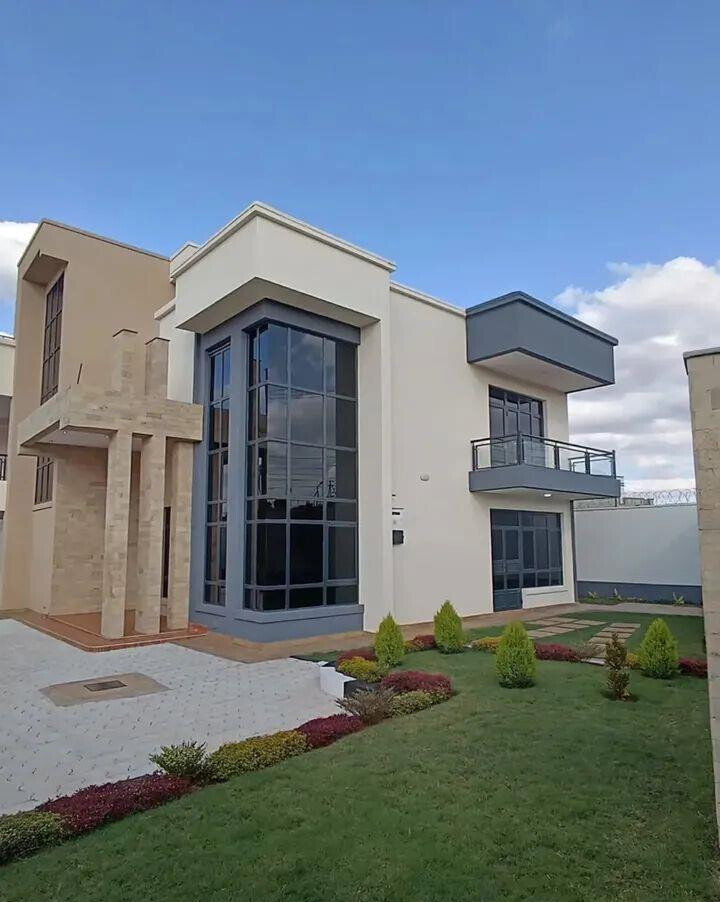 4BR All-Ensuite Maisonette with DSQ & Family Room - Thika Githingiri