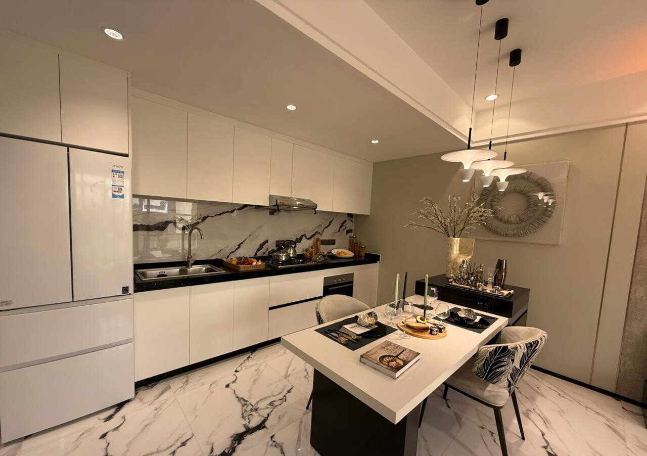 3BR Luxury Apartment with High-Speed Lifts & Gym - Westlands