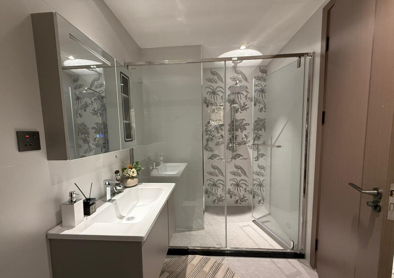 3BR Luxury Apartment with High-Speed Lifts & Gym - Westlands