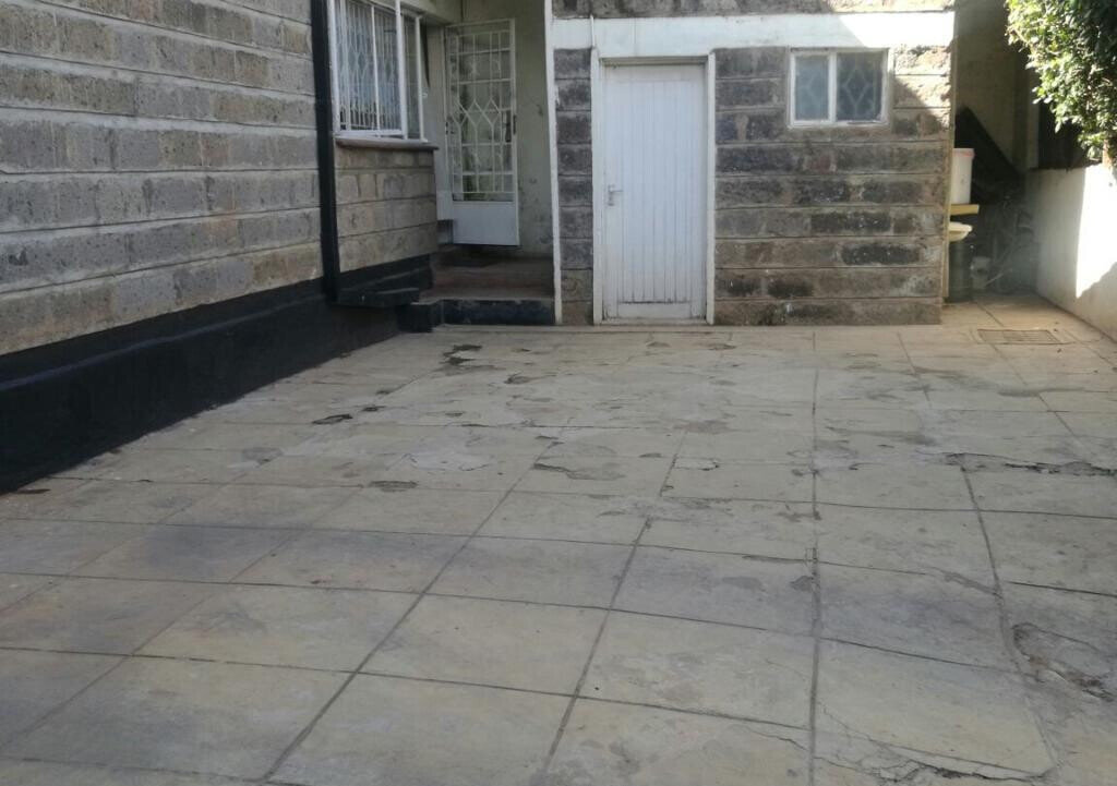 4BR Maisonette with DSQ & Private Garden - Lavington