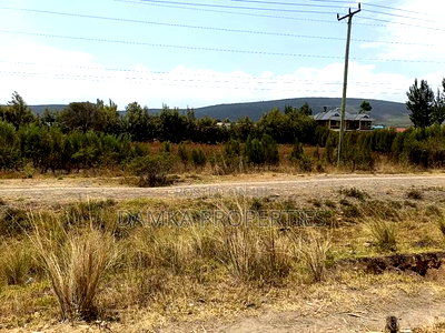 1/2 Acre Plot Fronting Tarmac in Pipeline ,Nakuru - Image 2
