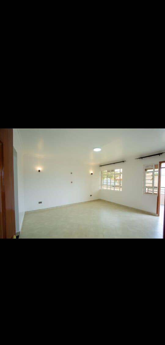 4BR All-Ensuite Villa with Solar & Borehole - Lusigetti