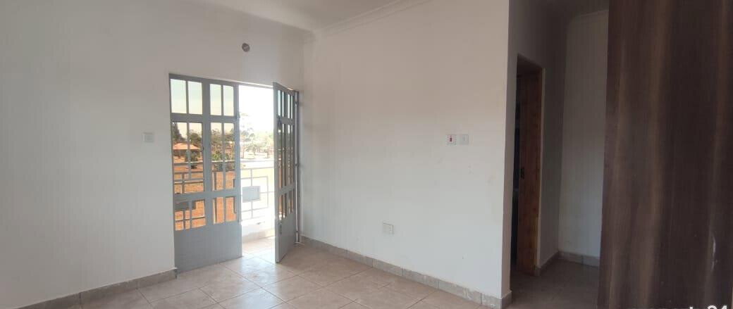 4BR All-Ensuite Villa with Solar & Borehole - Lusigetti