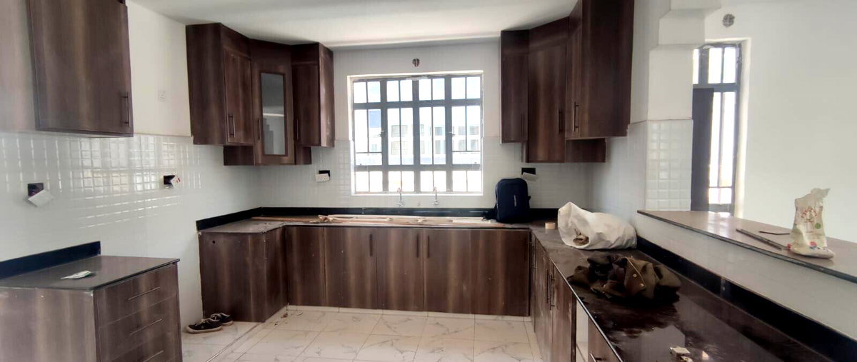 4BR All-Ensuite Villa with Solar & Borehole - Lusigetti