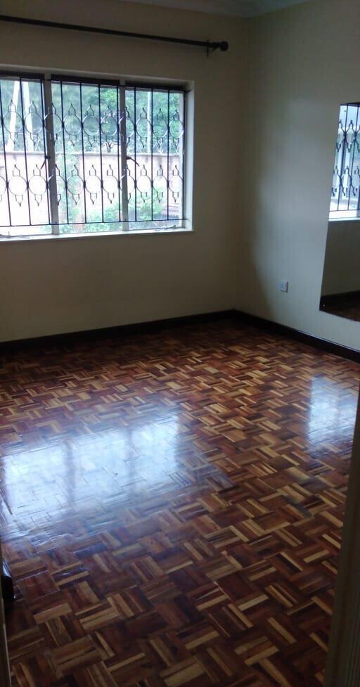 5-Bedroom Townhouse on 0.98 Acres with Garden - Kilimani