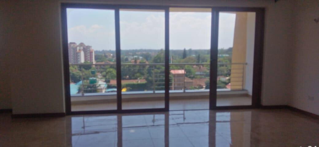 5-Bedroom Townhouse on 0.98 Acres with Garden - Kilimani