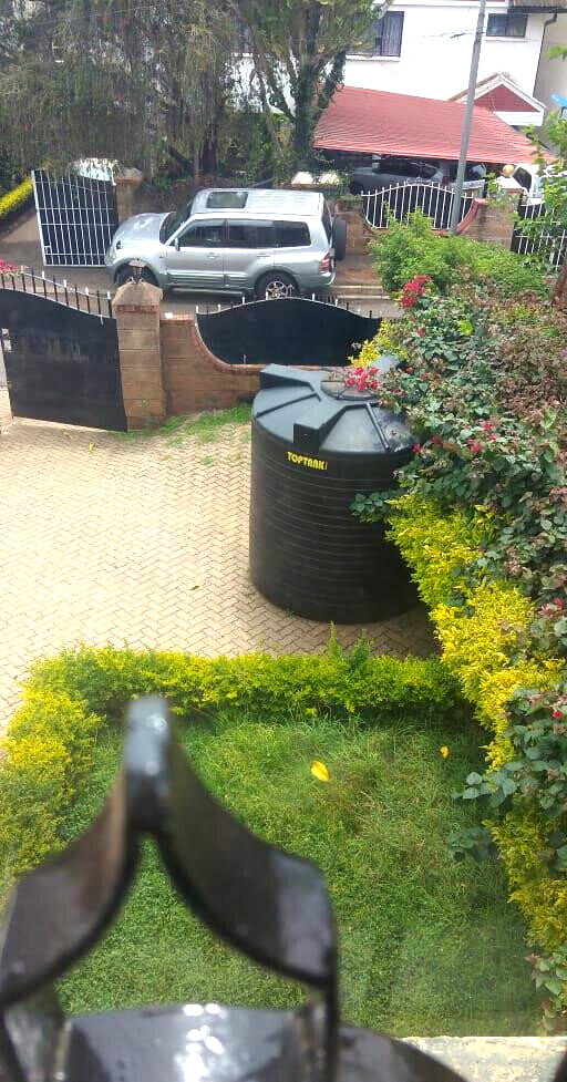 5-Bedroom Townhouse on 0.98 Acres with Garden - Kilimani