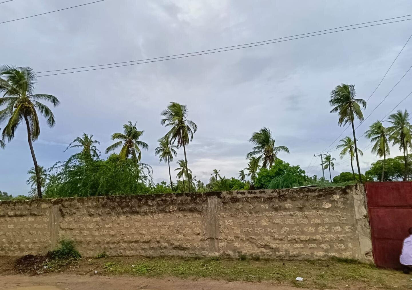 6-Acre Garden Plot with Parking - Malindi