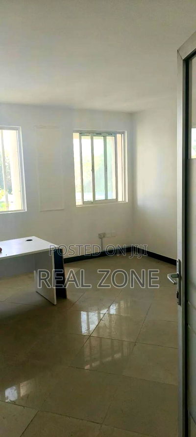 Office Space to Let in Nairobi Town - Image 2