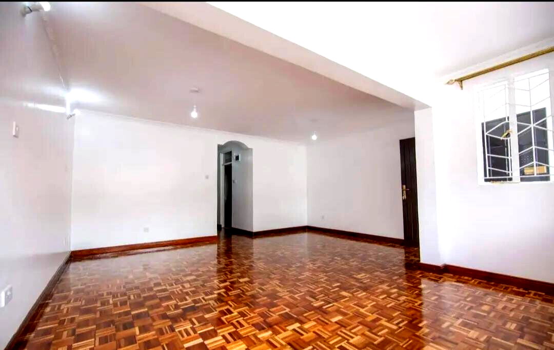 Newly Refurbished 4BR Maisonette with Freehold Title - Lavington