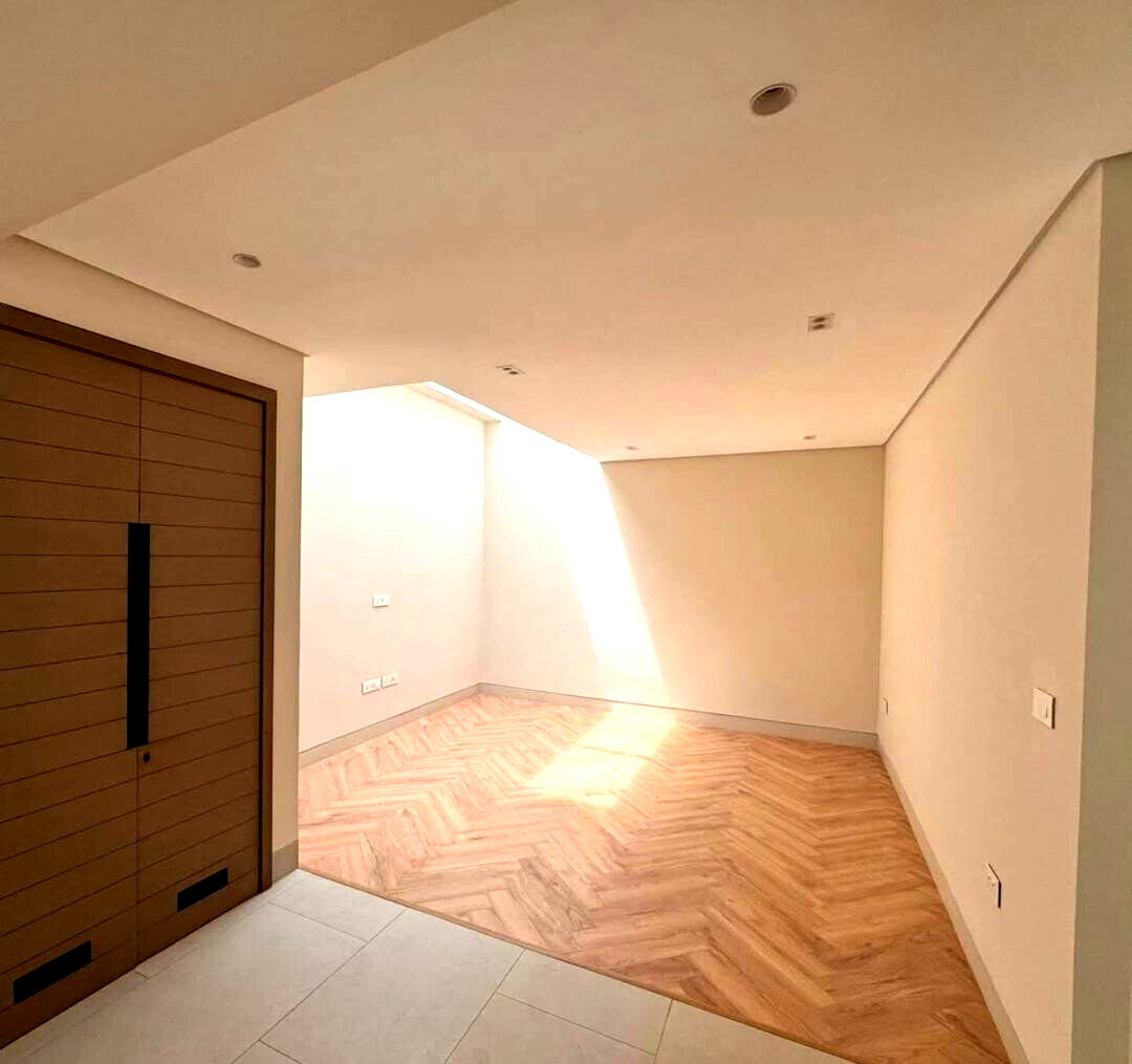 5-Bed All-Ensuite Villa with Private Garden – Kyuna