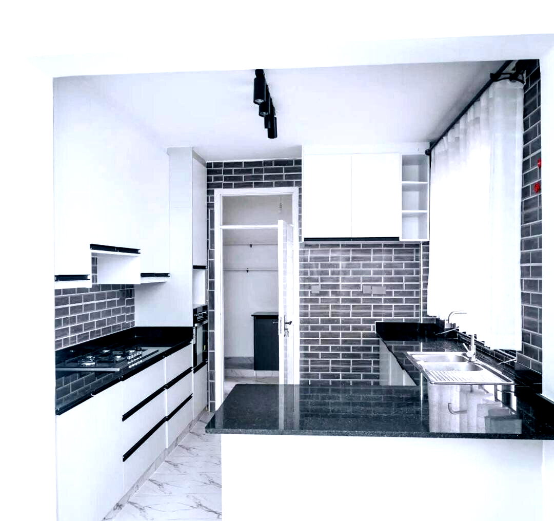 3BR Garden Home with Parking