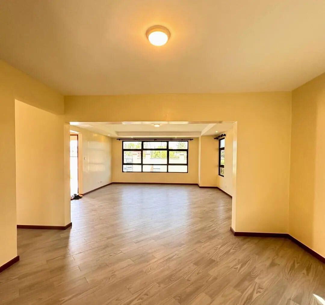 5BR Maisonette with Basement & Attic Space - Syokimau