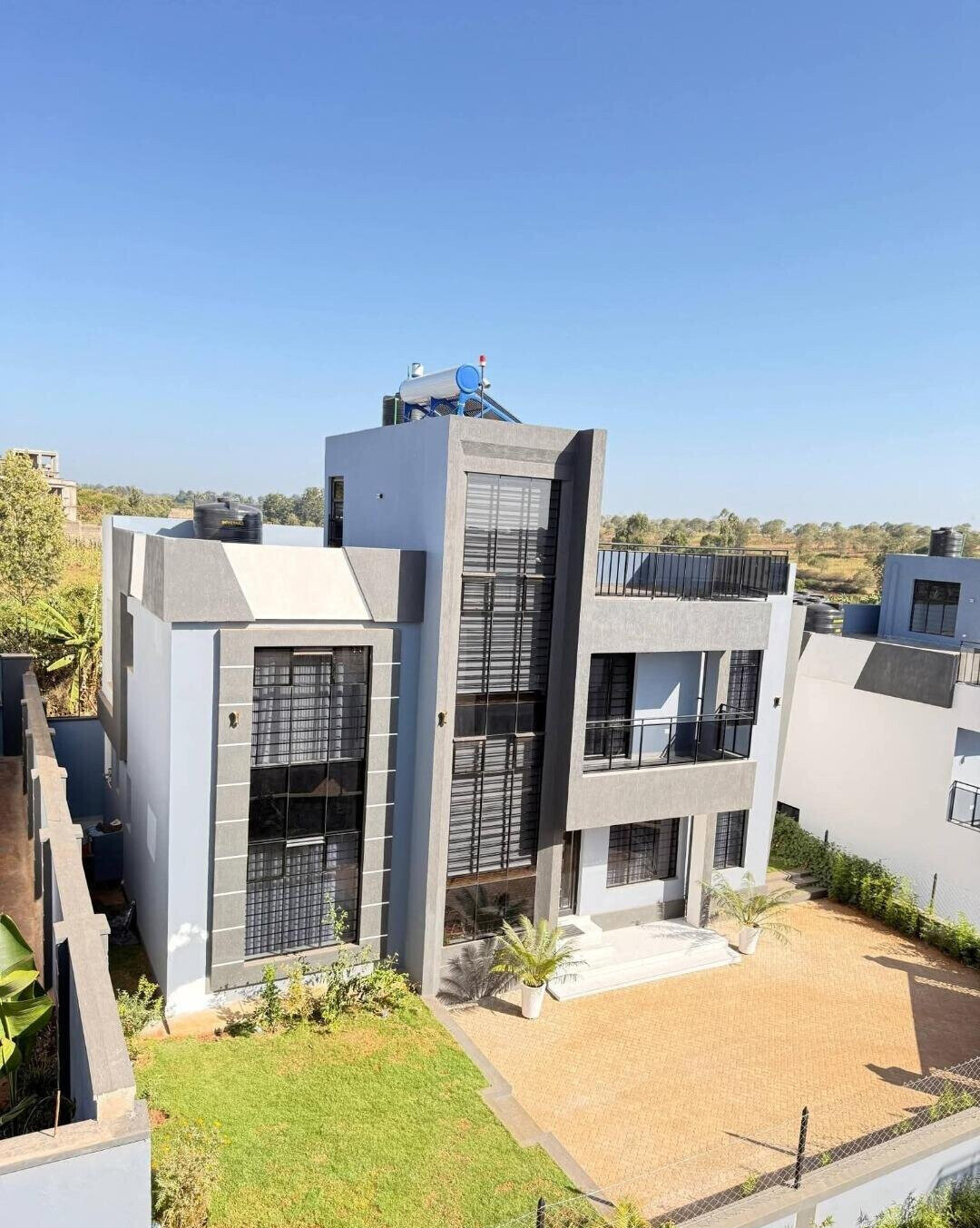 4BR Double-Volume Townhouse with Office & Family Room - Mugutha, Ruiru