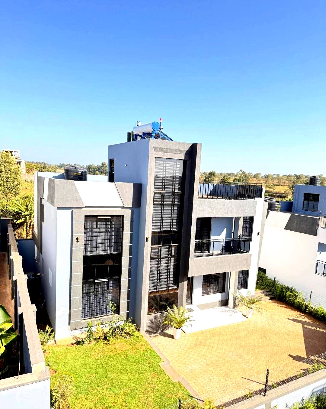 4BR Double-Volume Townhouse with Office & Family Room - Mugutha, Ruiru