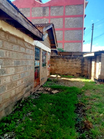 3 Bedrooms Bungalows - Image 2