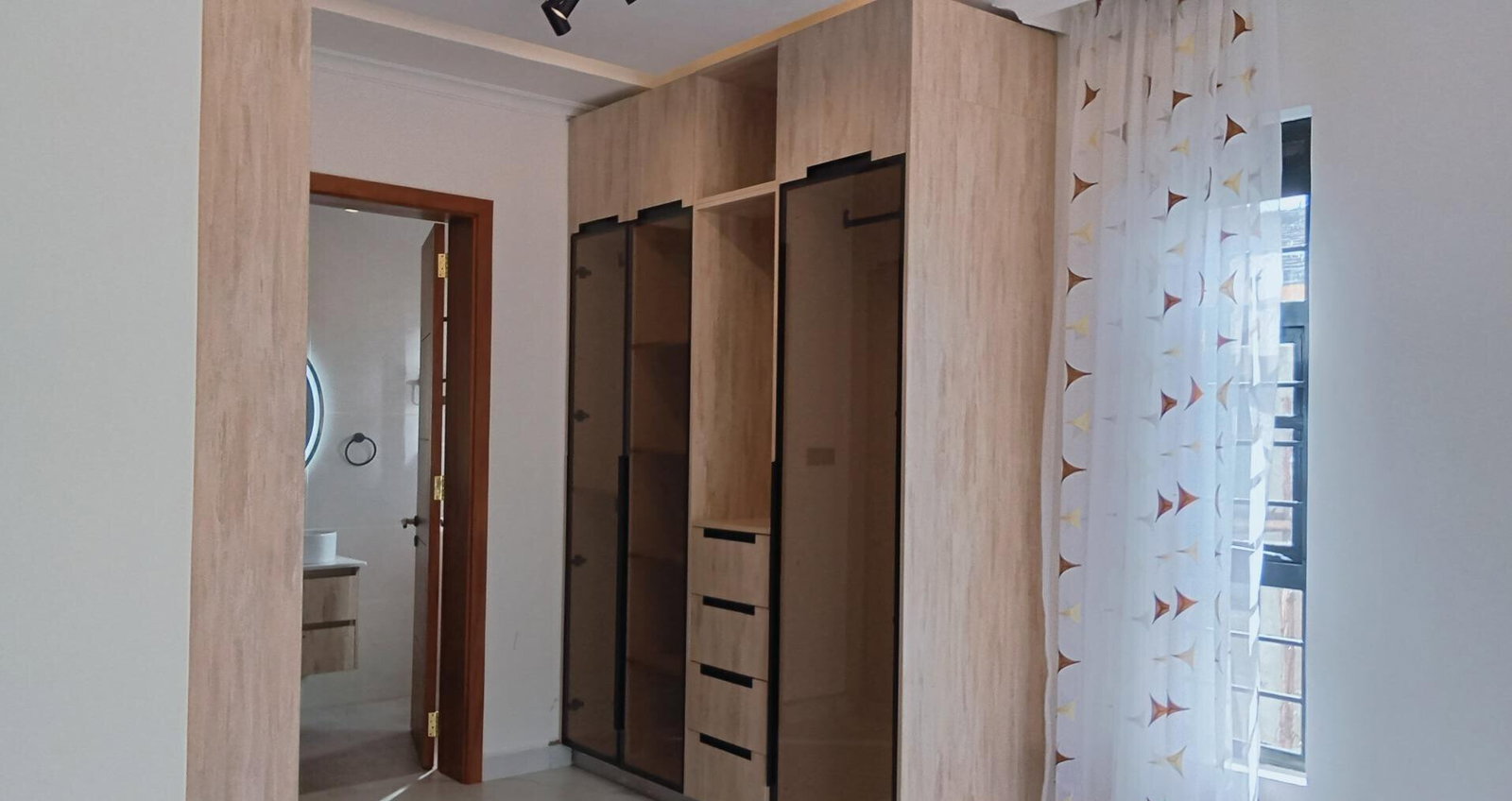 4BR All-Ensuite Maisonette with River Views & Clubhouse - Kikuyu