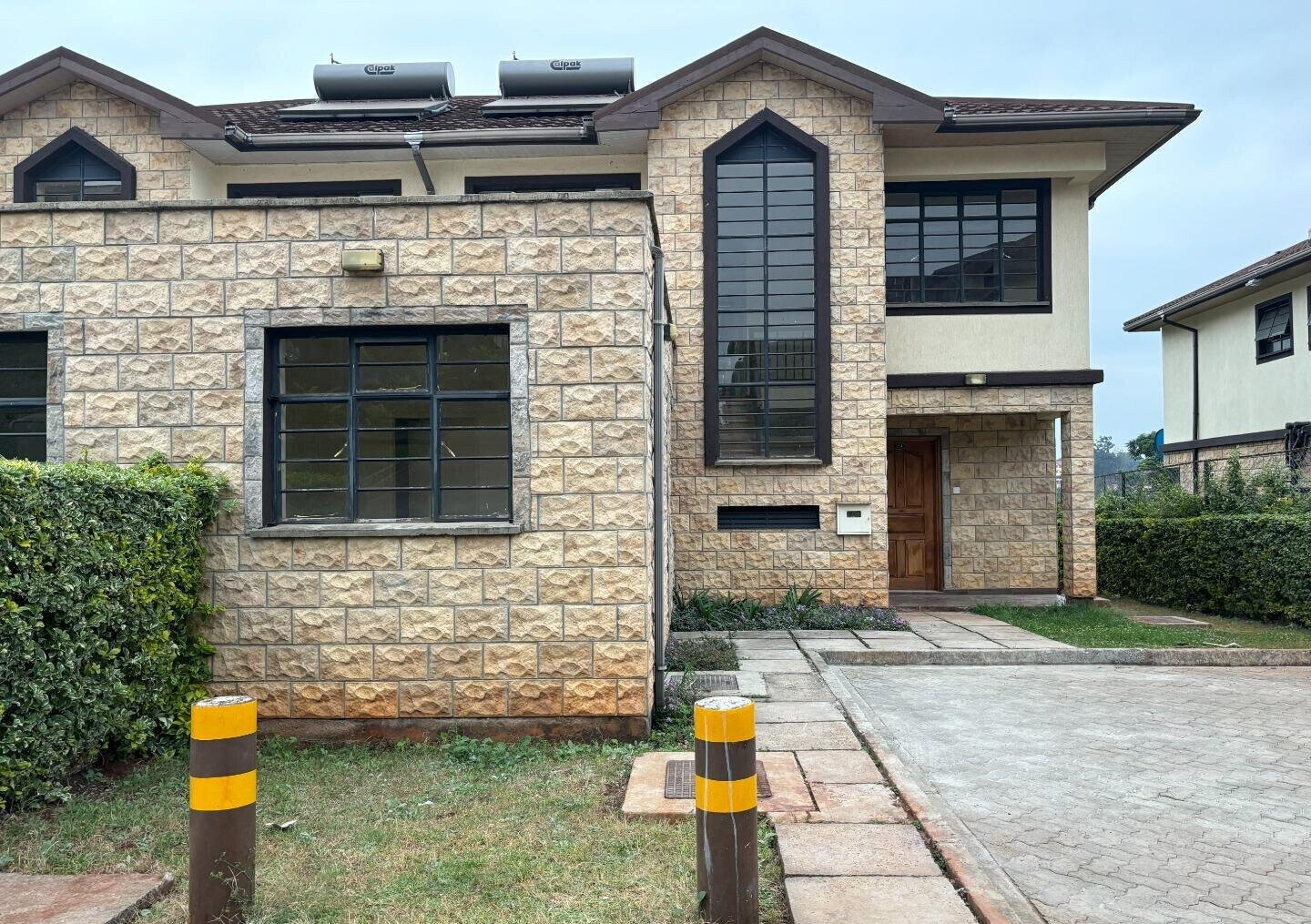 4BR Villa with Fireplace & 1/8 Acre Garden - Off Kiambu Road