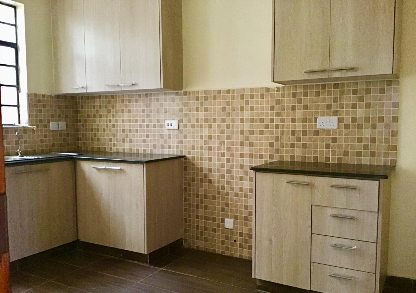 4BR Villa with Fireplace & 1/8 Acre Garden - Off Kiambu Road