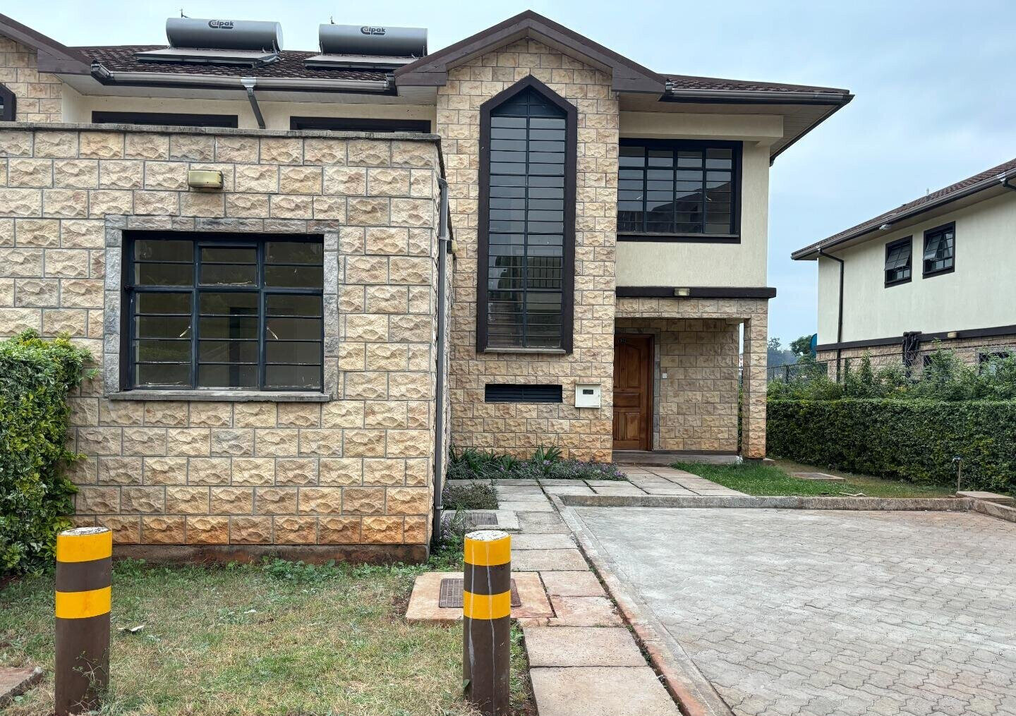 4BR Villa with Fireplace & 1/8 Acre Garden - Off Kiambu Road